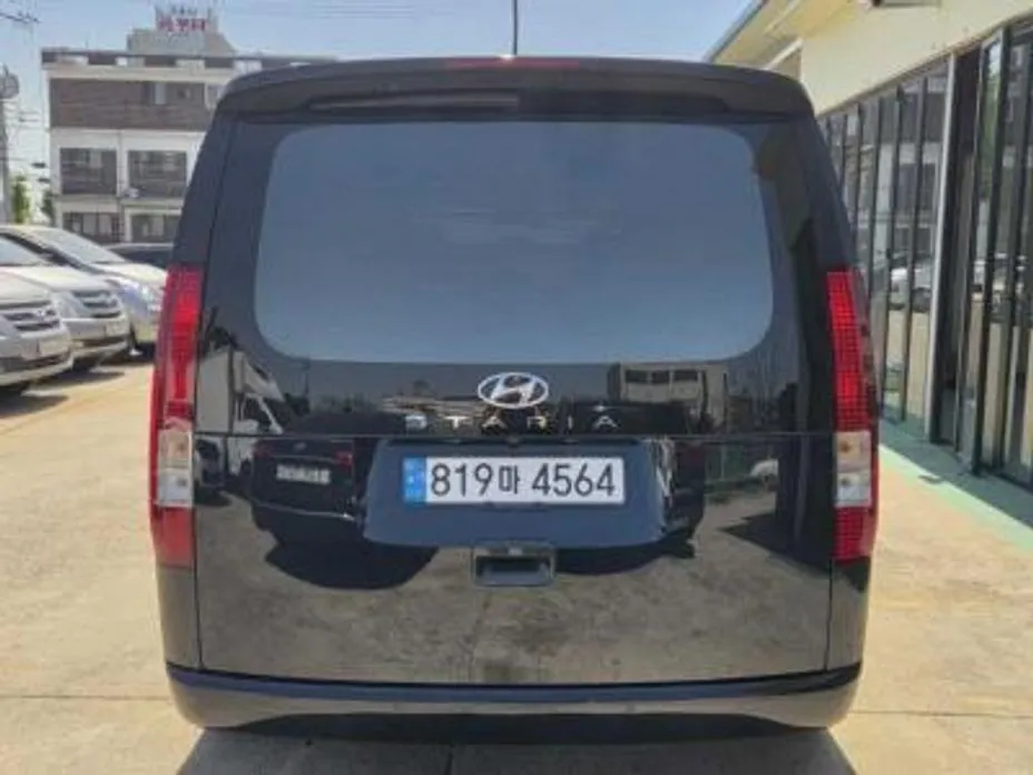Hyundai Staria — фото 4
