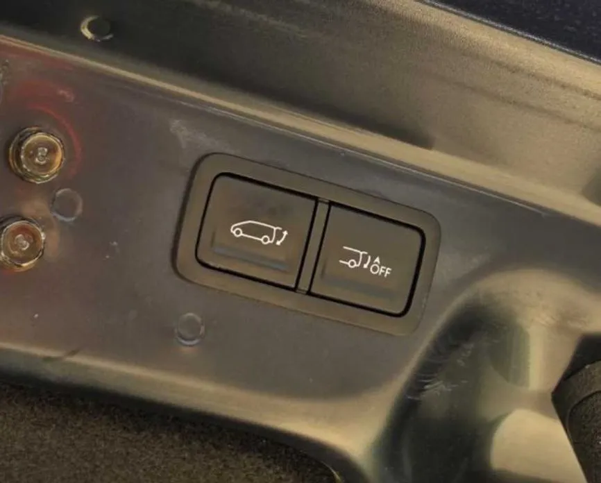 Hyundai Staria — фото 3