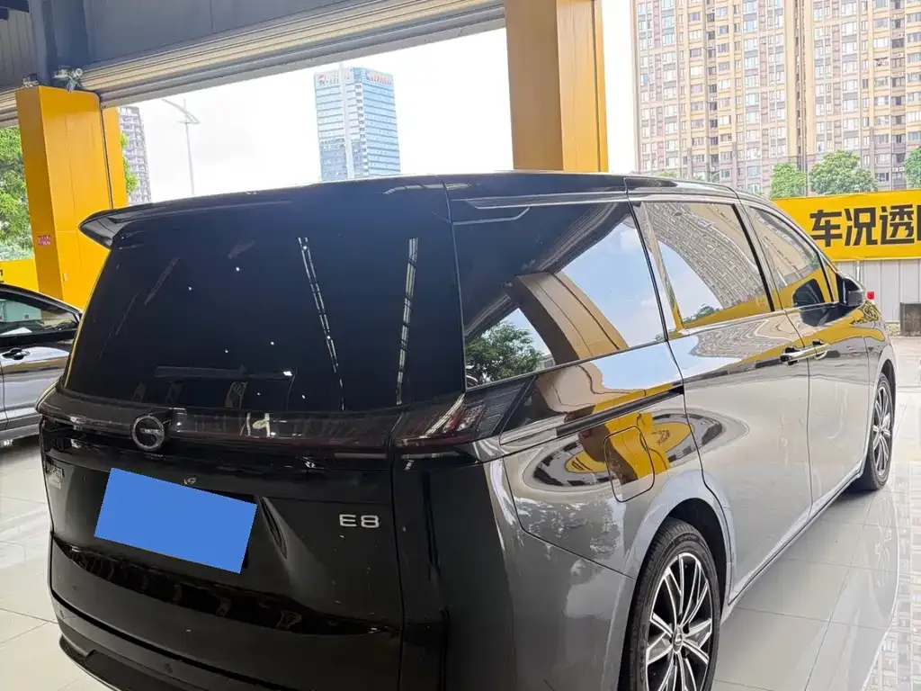 GAC Motor Trumpchi E8 — фото 8