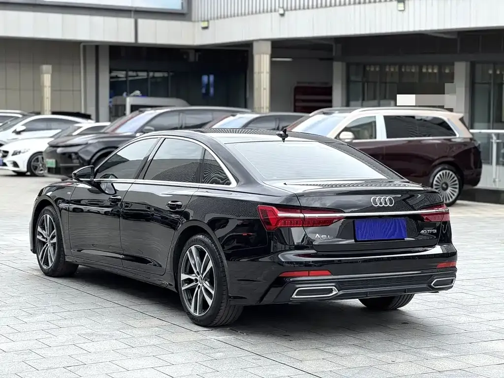 Audi A6L — фото 2