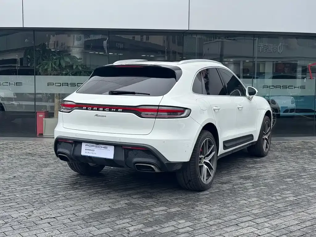 Porsche Macan — фото 10