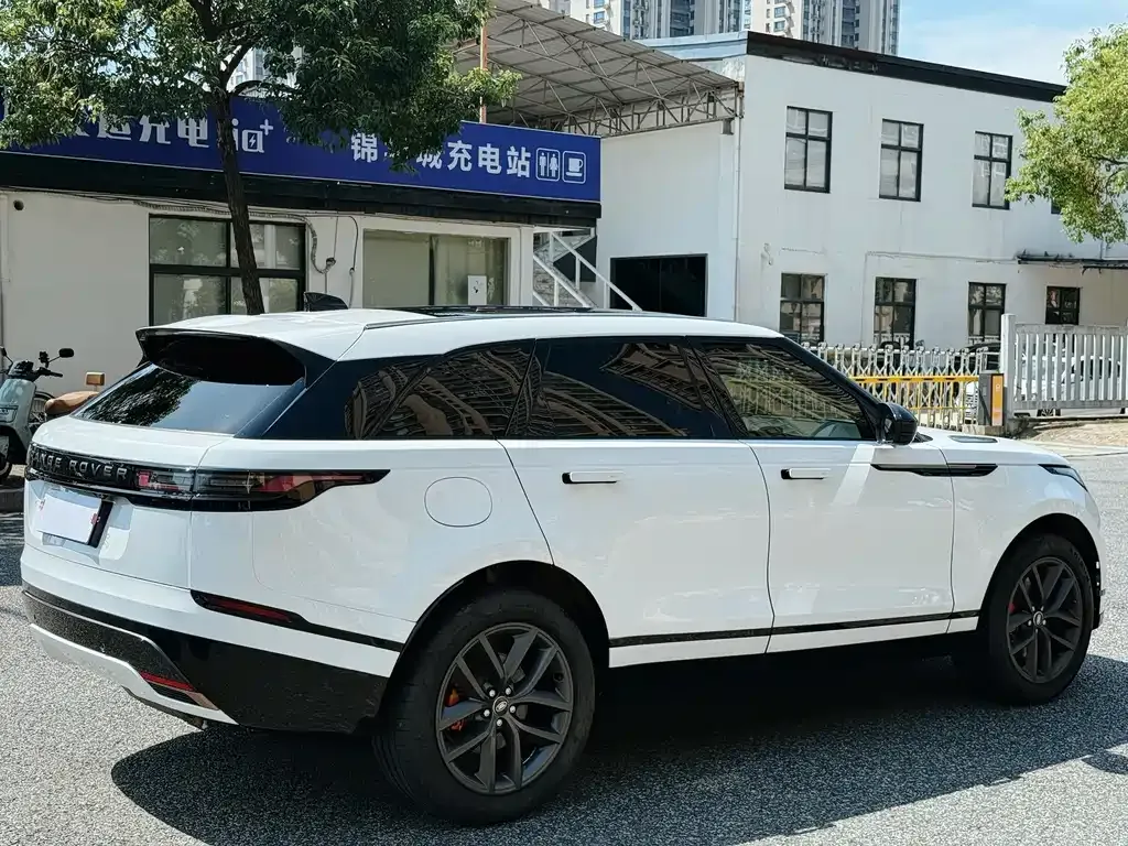 Land Rover Velar — фото 4