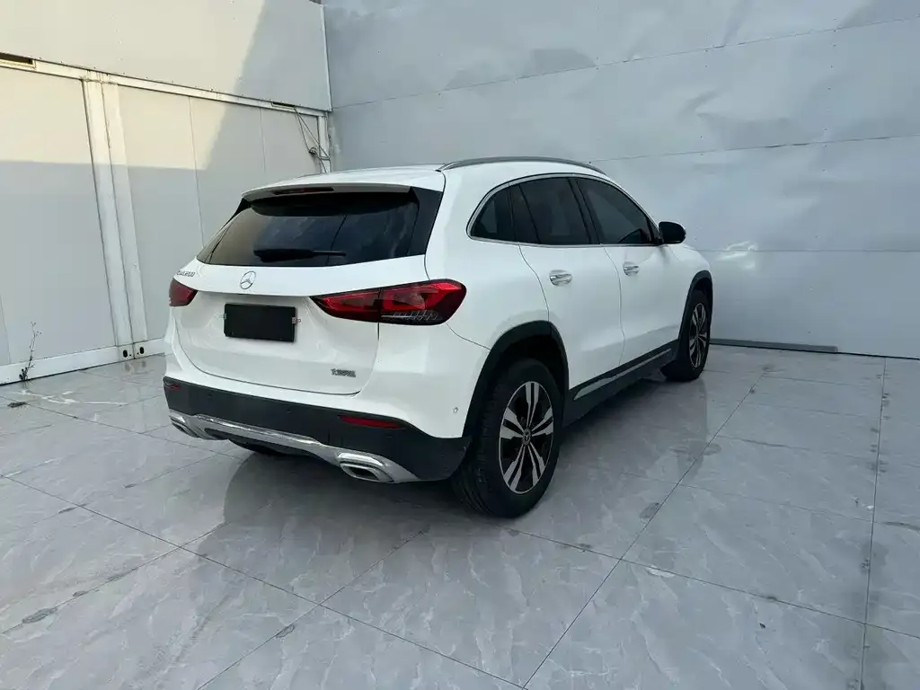 Mercedes-Benz GLA — фото 8
