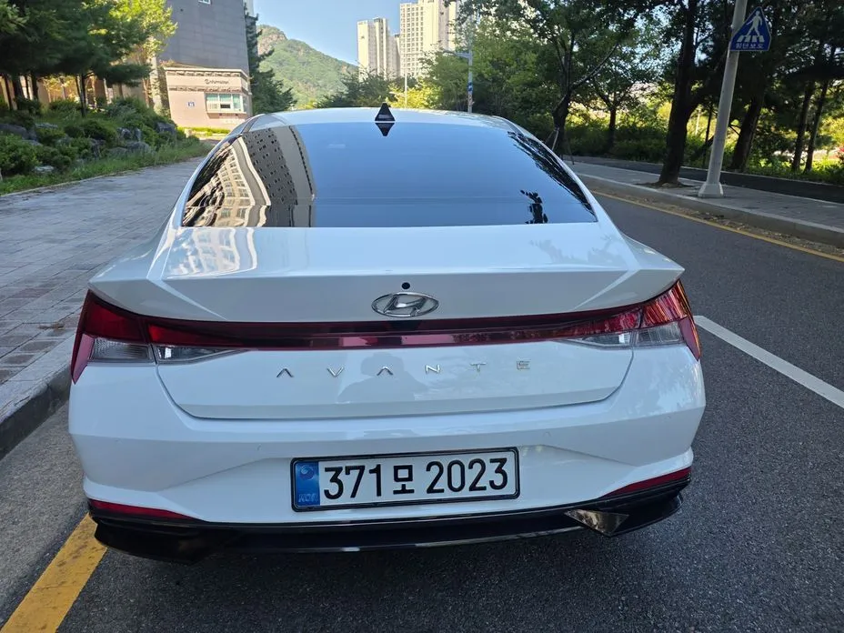 Hyundai AVANTE — фото 2