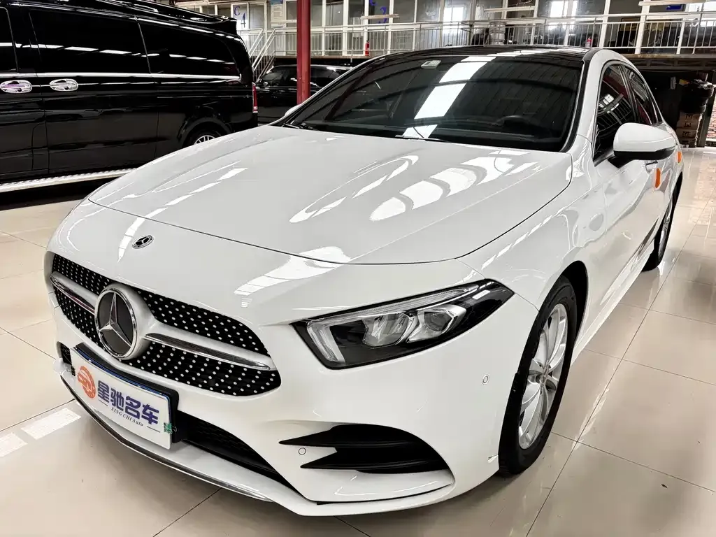 Mercedes-Benz A-Class — фото 1
