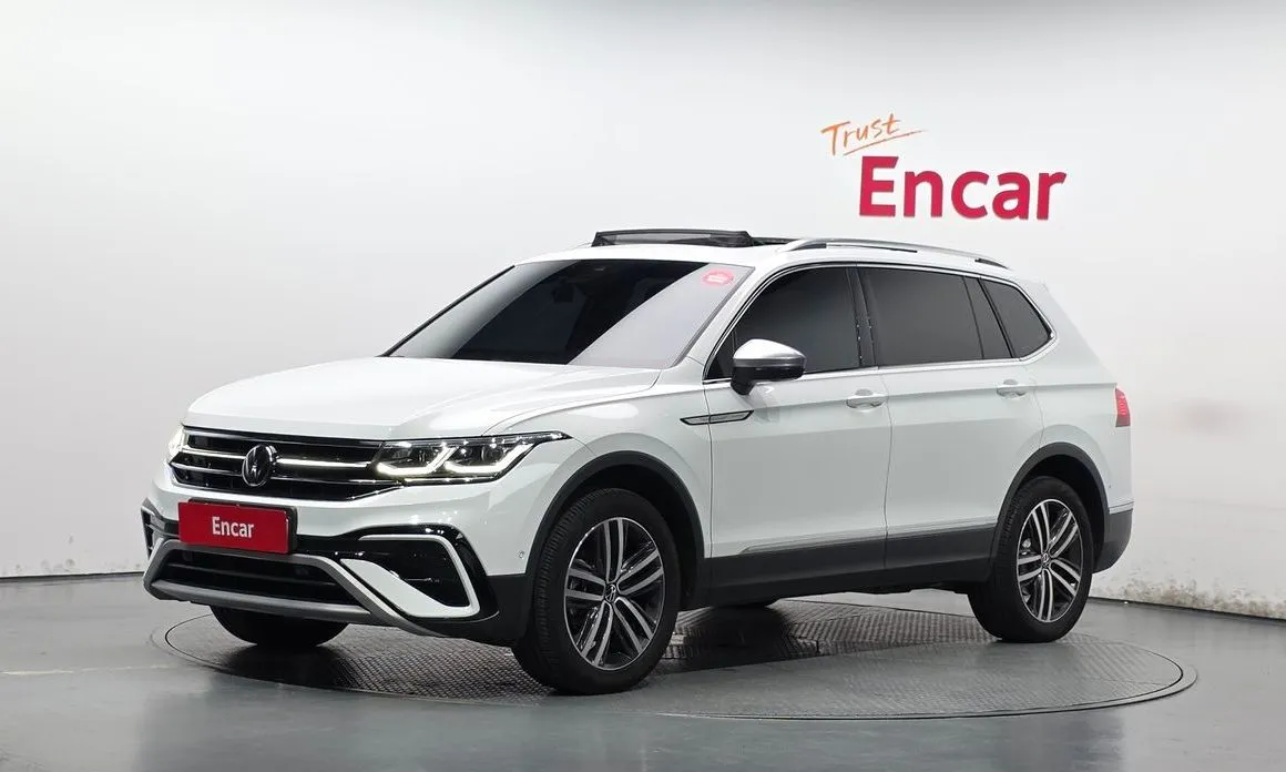 Volkswagen Tiguan — фото 1