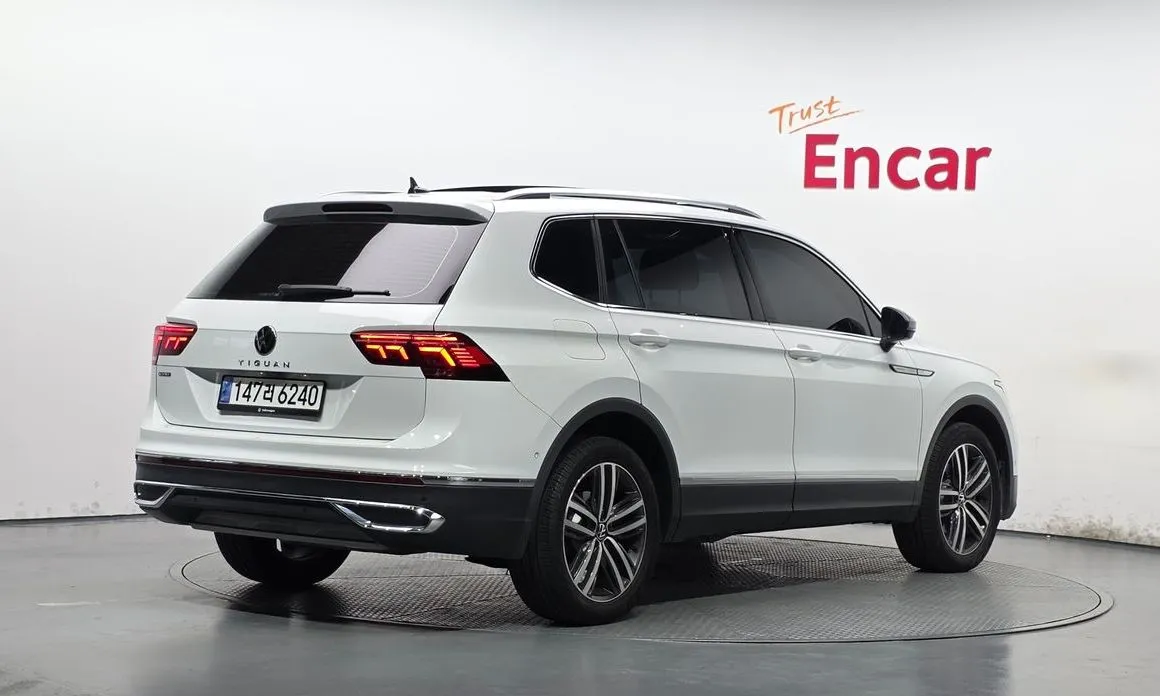 Volkswagen Tiguan — фото 4