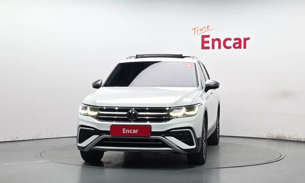 Volkswagen Tiguan — фото 10