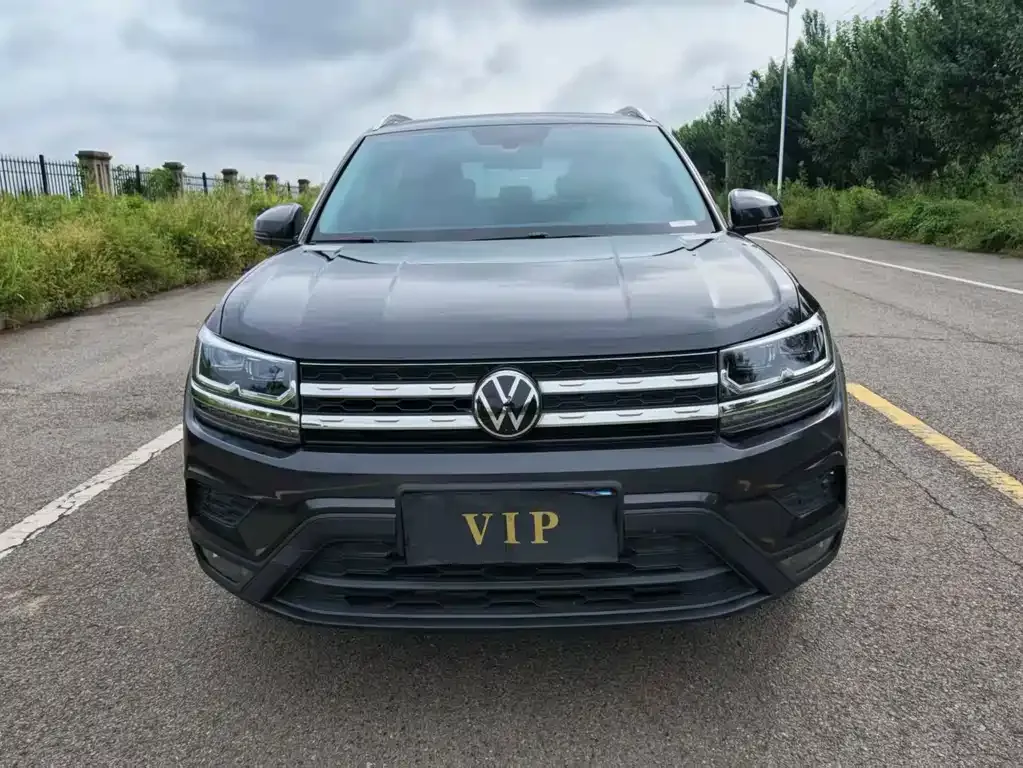 Volkswagen Tharu — фото 1