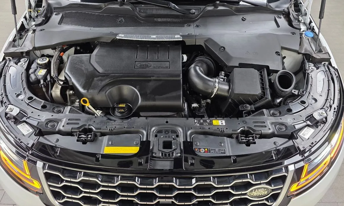 Land Rover Range Rover Evoque — фото 10