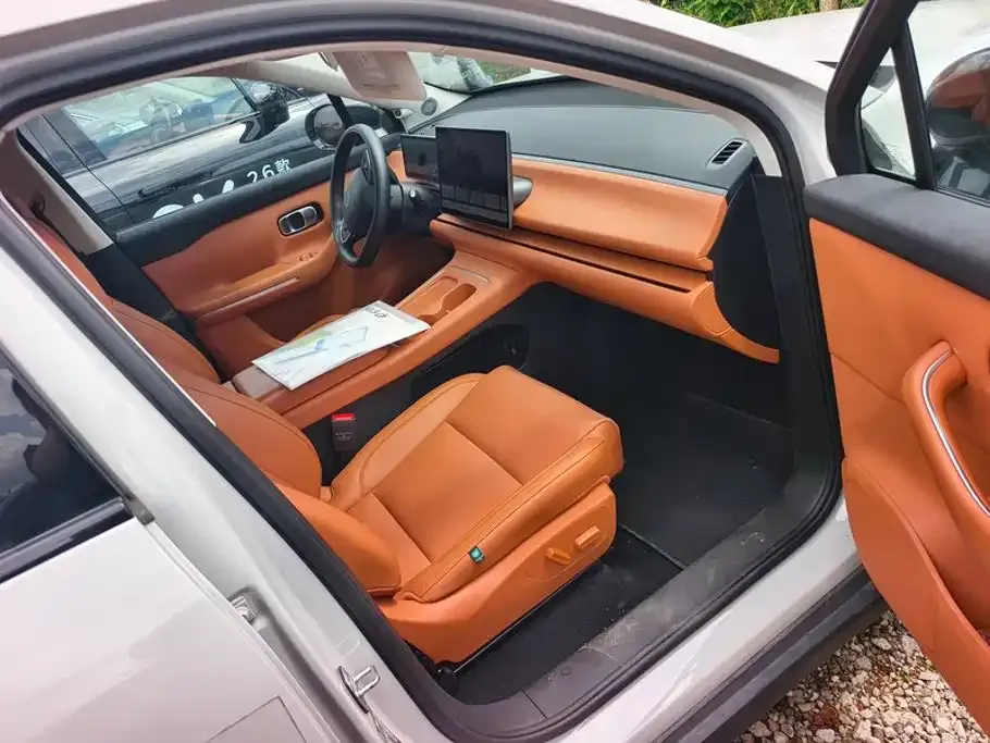 Leapmotor C10 — фото 6