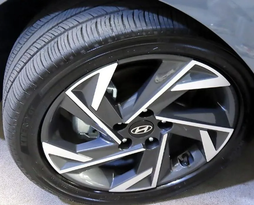Hyundai AVANTE — фото 7