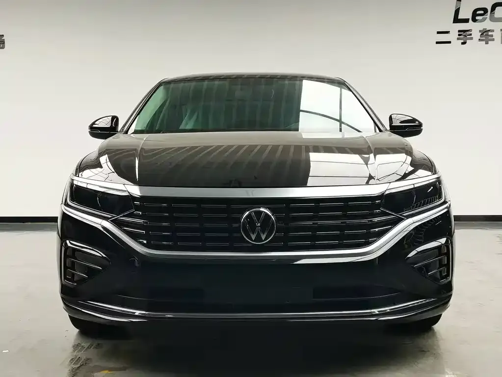 Volkswagen Passat — фото 6