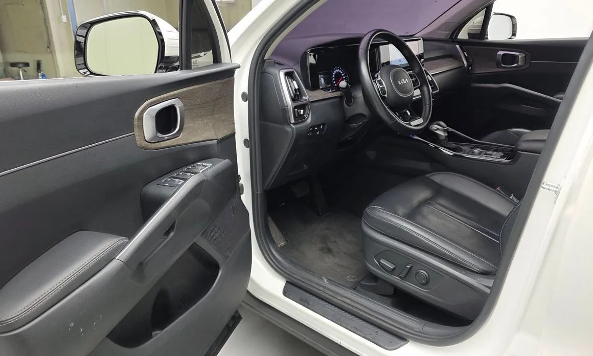 Kia Sorento — фото 10
