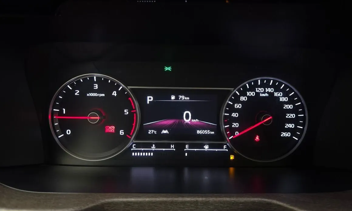 Kia Sorento — фото 5
