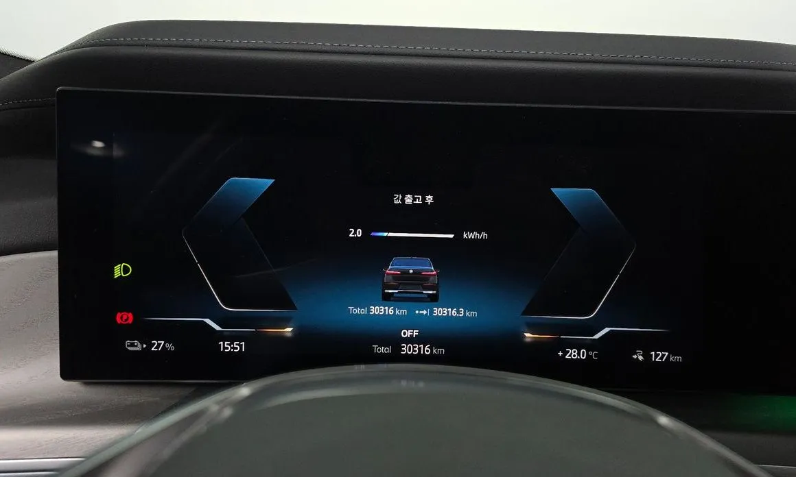 BMW i7 — фото 2