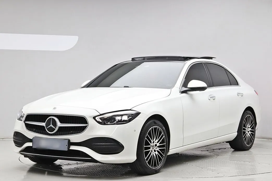 Mercedes-Benz C-Class — фото 1