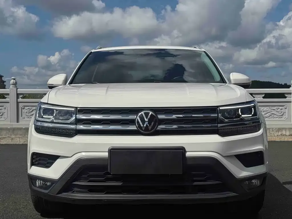 Volkswagen Tharu — фото 4