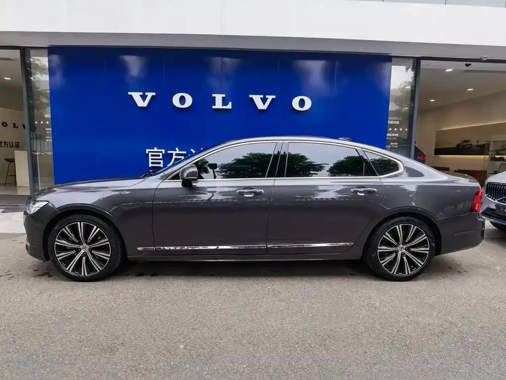 Volvo S90 — фото 3