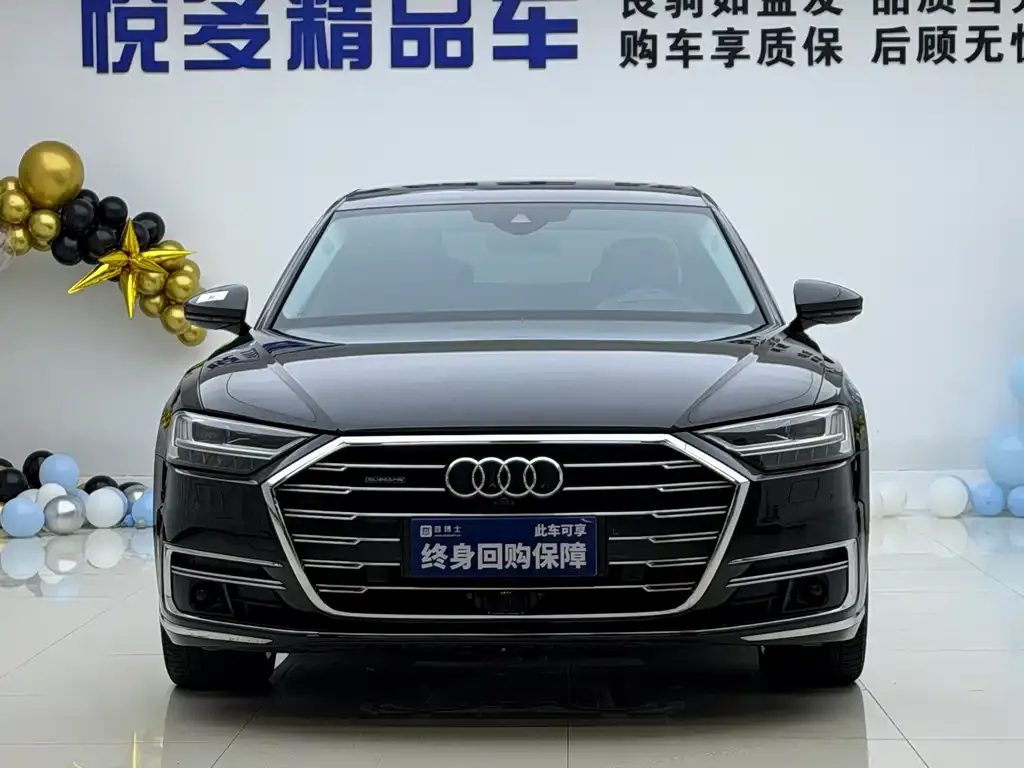Audi A8 — фото 3