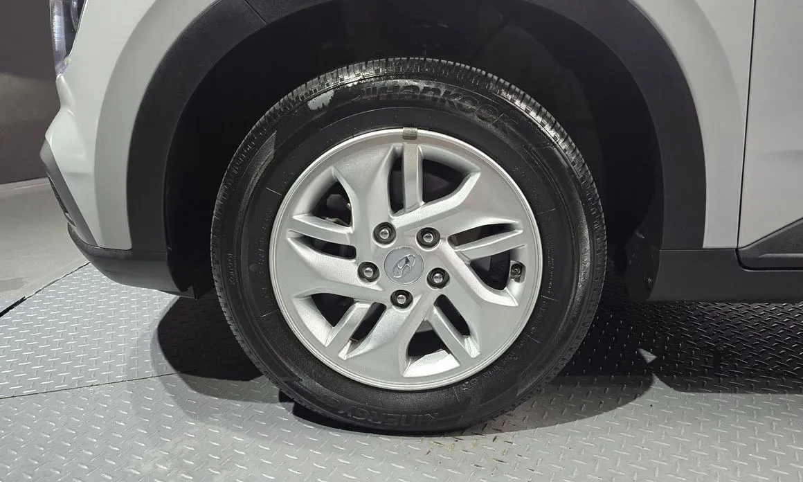 Hyundai Venue — фото 2