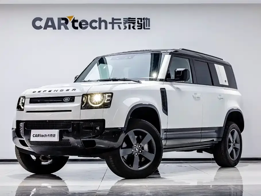 Land Rover Defender — фото 1