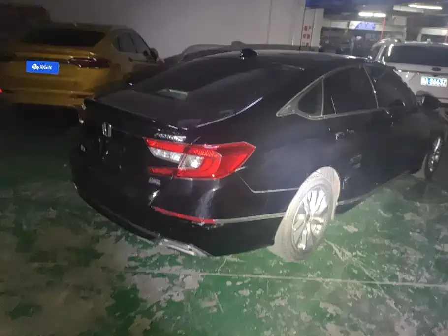 Honda Accord — фото 3