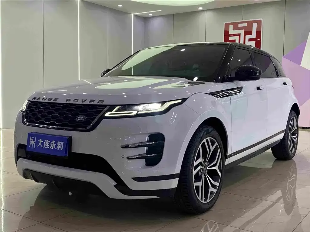 Land Rover Evoque — фото 1