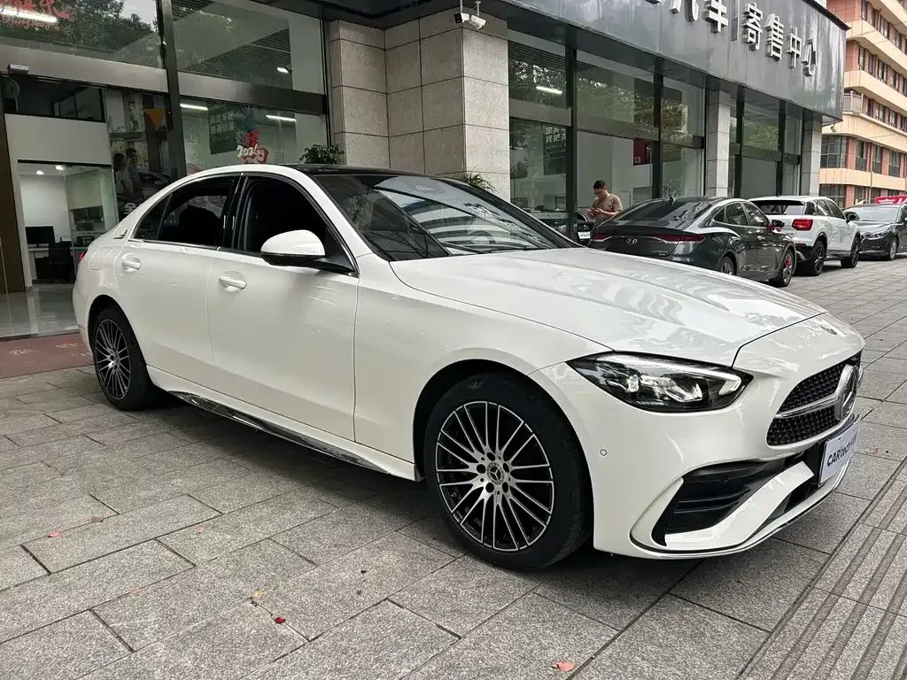Mercedes-Benz C-Class — фото 2