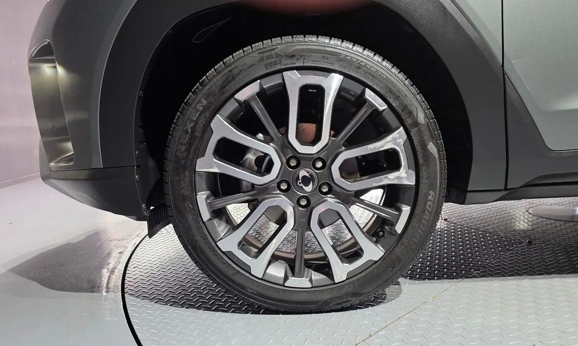 KG Mobility (Ssangyong) Torres — фото 7
