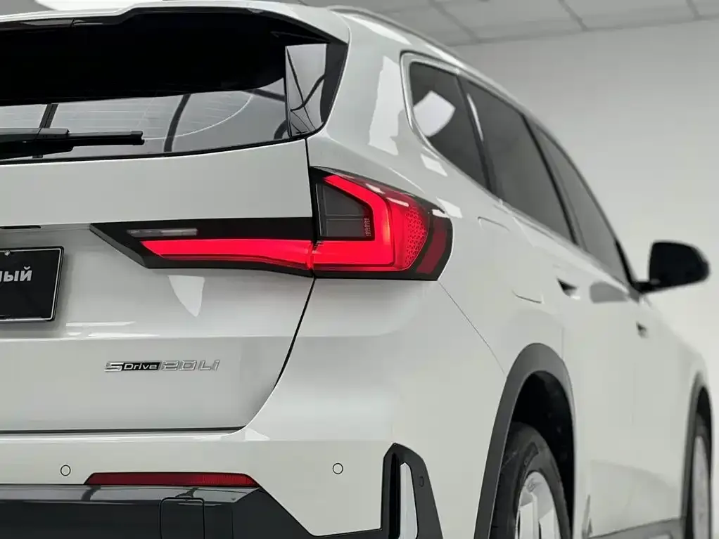 BMW X1 — фото 3
