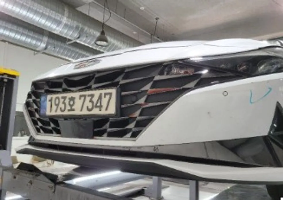 Hyundai AVANTE — фото 1