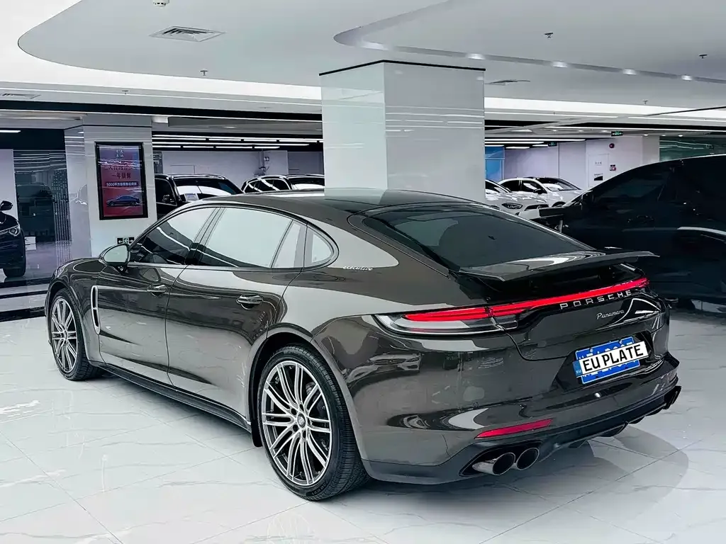 Porsche Panamera — фото 5