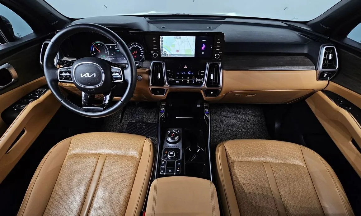 Kia Sorento — фото 7