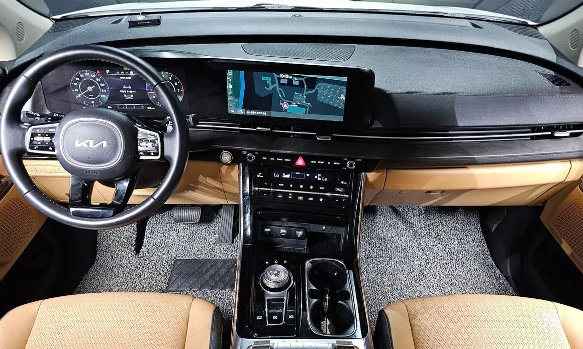 Kia Carnival — фото 10