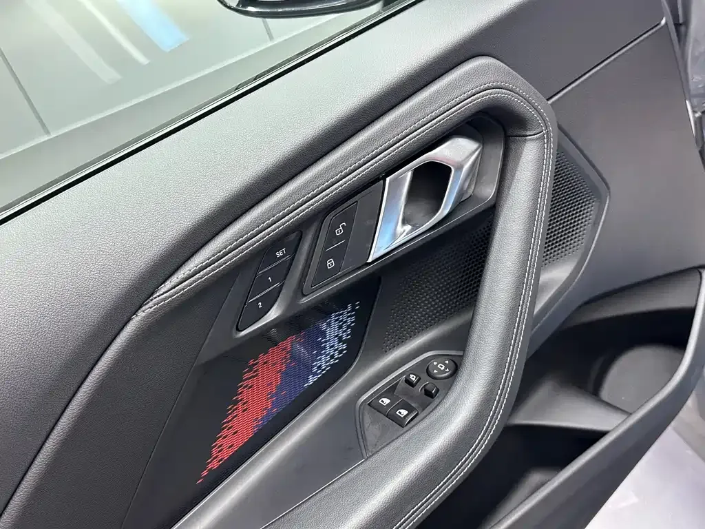 BMW M2 — фото 10