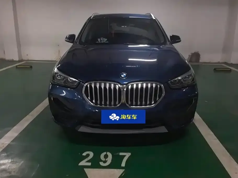 BMW X1 — фото 9