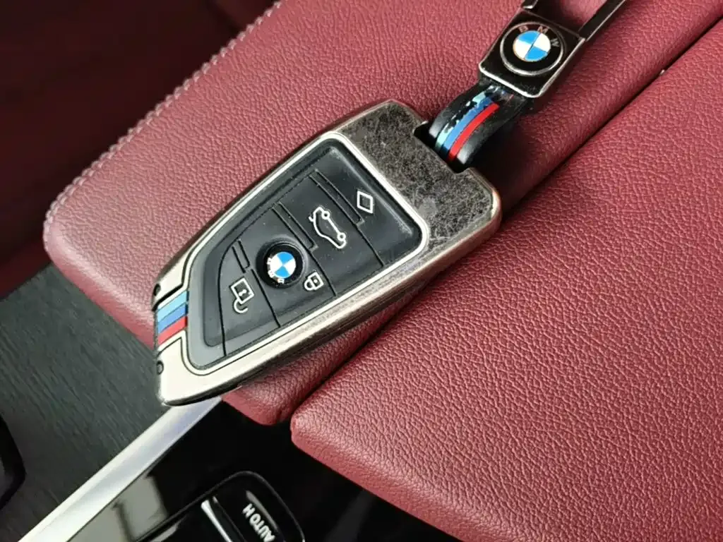 BMW 5 Series — фото 10