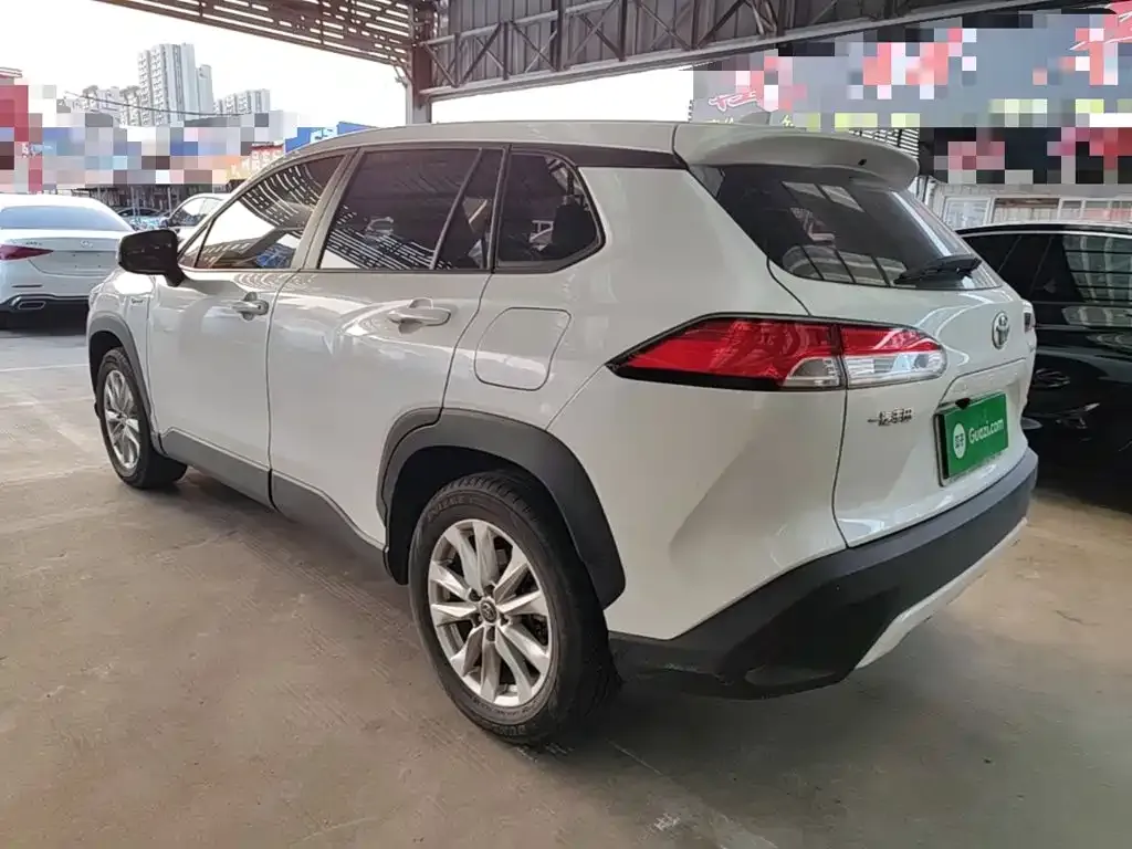 Toyota Corolla Cross — фото 2