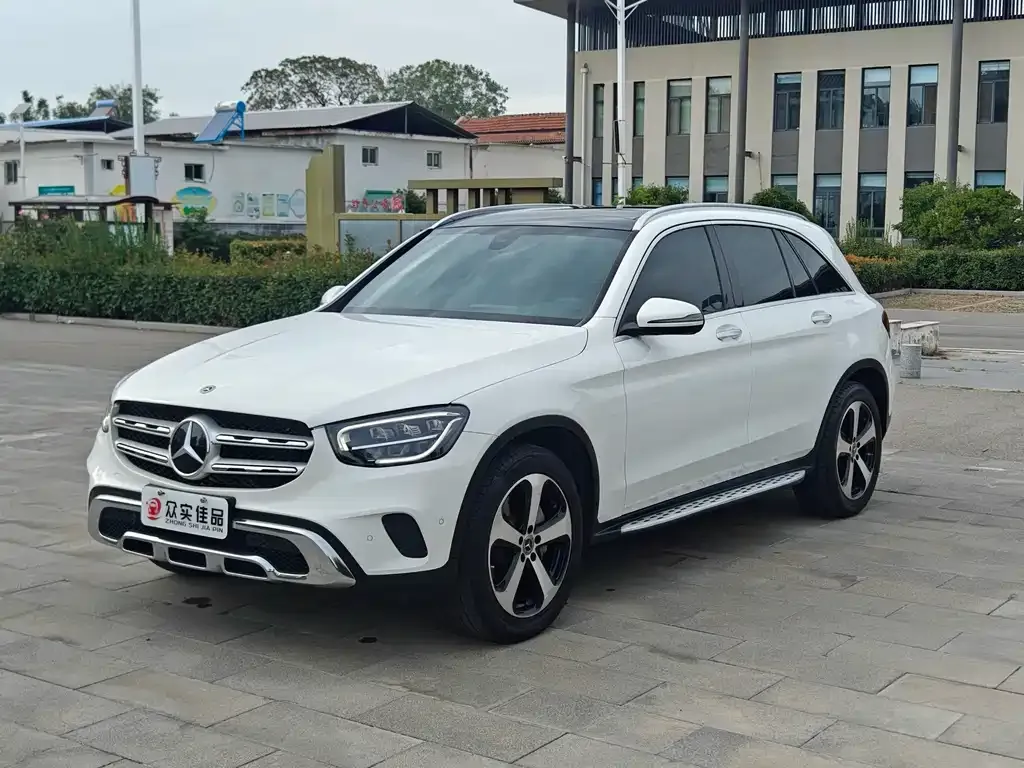 Mercedes-Benz GLC — фото 1