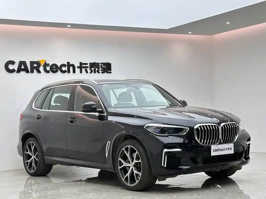BMW X5 — фото 6