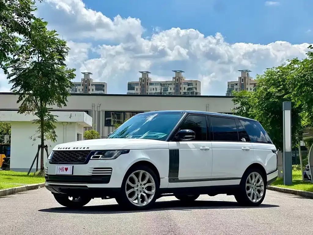 Land Rover Range Rover — фото 1