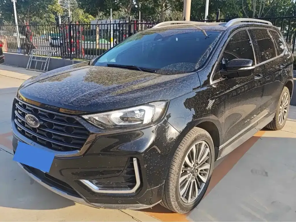 Ford Edge — фото 1