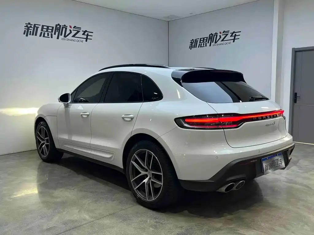 Porsche Macan — фото 7