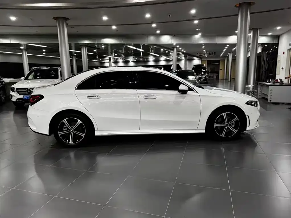 Mercedes-Benz A-Class — фото 3