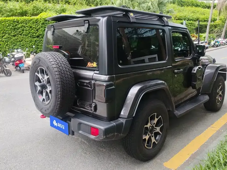 Jeep Wrangler — фото 6