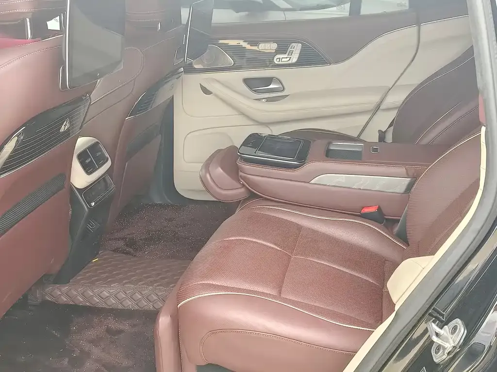 Mercedes-Benz GLS — фото 3