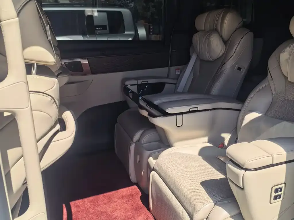 Toyota Vellfire — фото 5