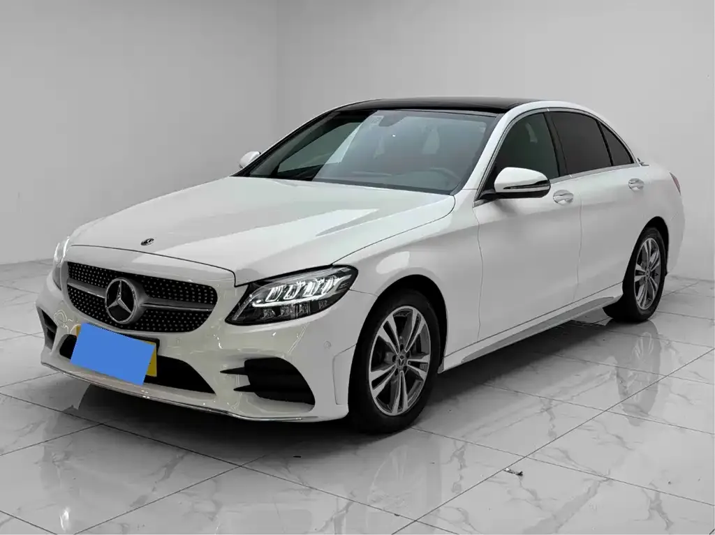Mercedes-Benz C-Class — фото 1