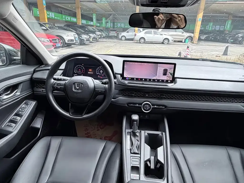 Honda Accord — фото 5